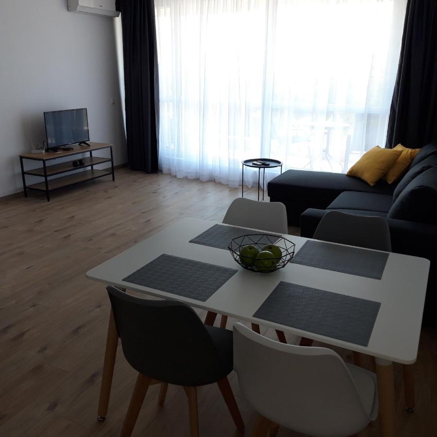 Aparthotel Primorsko Zewnętrze zdjęcie