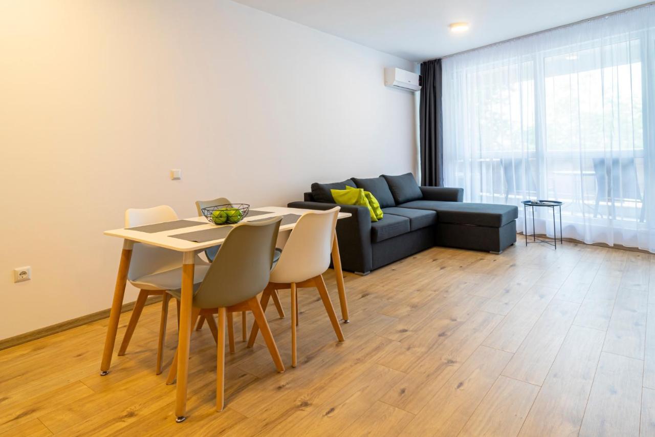 Aparthotel Primorsko Zewnętrze zdjęcie