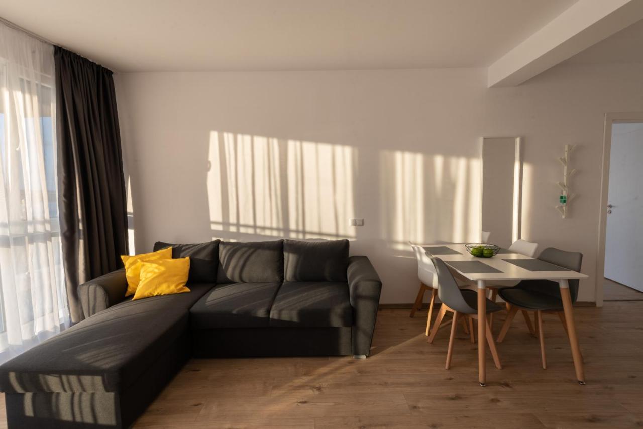 Aparthotel Primorsko Zewnętrze zdjęcie